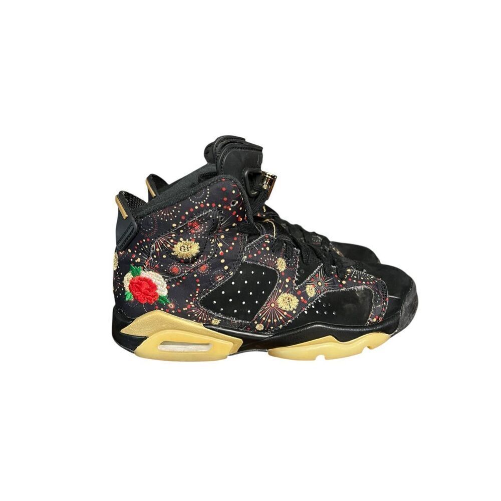 Nike Air Jordan 6 retro kids 4Y Chinese New Year black gold Nubuck sneakers